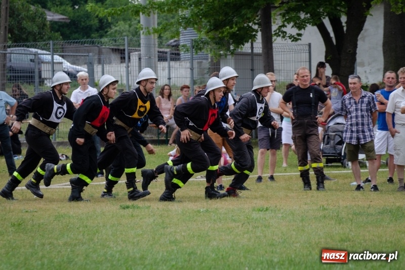 Zdjęcie w galerii na portalu naszraciborz.pl: Krzanowice zgarnęły wszystko. Gminne zawody sportowo-pożarnicze w Bojanowie wiadomości z regionu