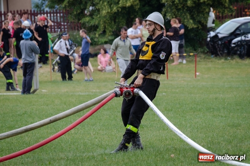 Zdjęcie w galerii na portalu naszraciborz.pl: Krzanowice zgarnęły wszystko. Gminne zawody sportowo-pożarnicze w Bojanowie wiadomości z regionu