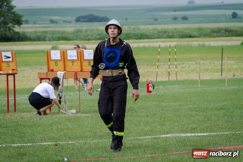 Zdjęcie w galerii na portalu naszraciborz.pl: Krzanowice zgarnęły wszystko. Gminne zawody sportowo-pożarnicze w Bojanowie wiadomości z regionu