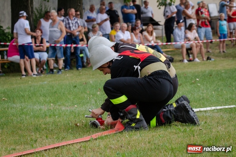 Zdjęcie w galerii na portalu naszraciborz.pl: Krzanowice zgarnęły wszystko. Gminne zawody sportowo-pożarnicze w Bojanowie wiadomości z regionu