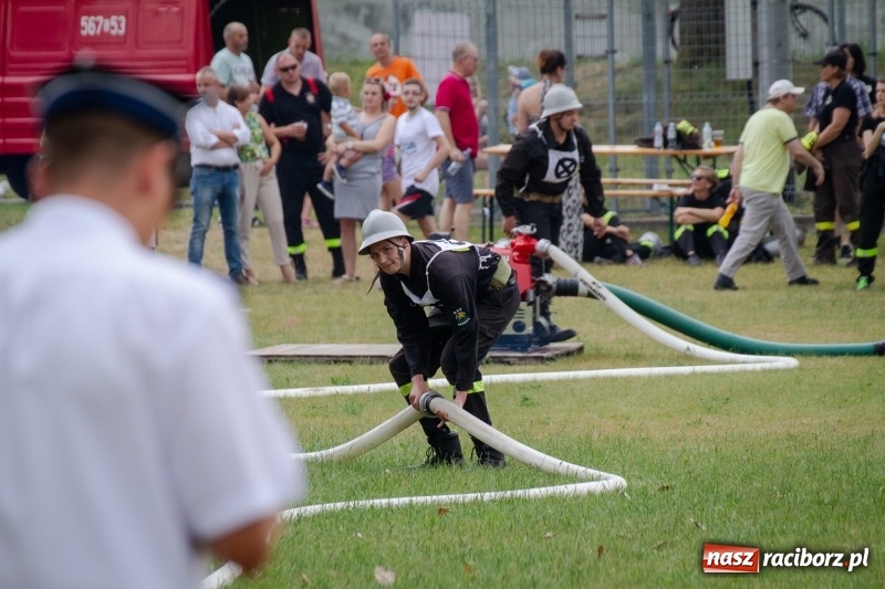 Zdjęcie w galerii na portalu naszraciborz.pl: Krzanowice zgarnęły wszystko. Gminne zawody sportowo-pożarnicze w Bojanowie wiadomości z regionu