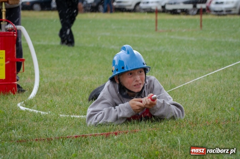 Zdjęcie w galerii na portalu naszraciborz.pl: Krzanowice zgarnęły wszystko. Gminne zawody sportowo-pożarnicze w Bojanowie wiadomości z regionu