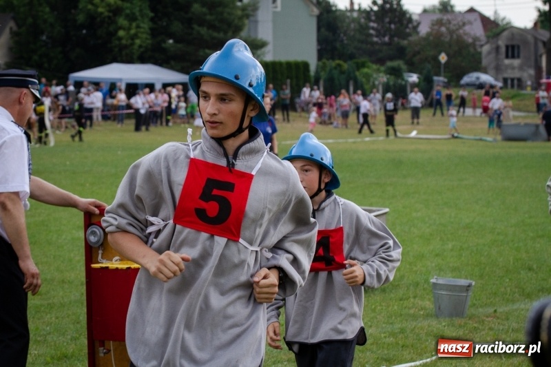 Zdjęcie w galerii na portalu naszraciborz.pl: Krzanowice zgarnęły wszystko. Gminne zawody sportowo-pożarnicze w Bojanowie wiadomości z regionu