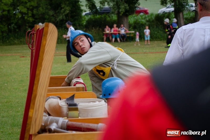 Zdjęcie w galerii na portalu naszraciborz.pl: Krzanowice zgarnęły wszystko. Gminne zawody sportowo-pożarnicze w Bojanowie wiadomości z regionu