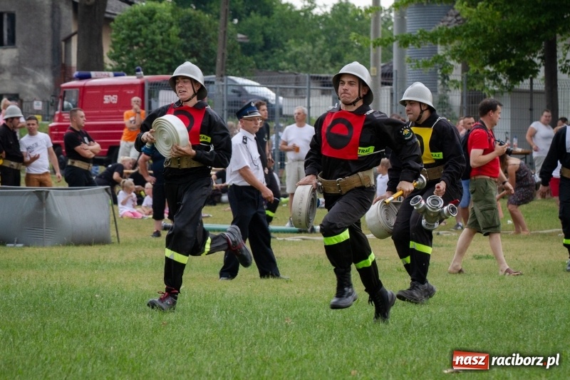 Zdjęcie w galerii na portalu naszraciborz.pl: Krzanowice zgarnęły wszystko. Gminne zawody sportowo-pożarnicze w Bojanowie wiadomości z regionu