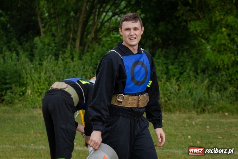 Zdjęcie w galerii na portalu naszraciborz.pl: Krzanowice zgarnęły wszystko. Gminne zawody sportowo-pożarnicze w Bojanowie wiadomości z regionu