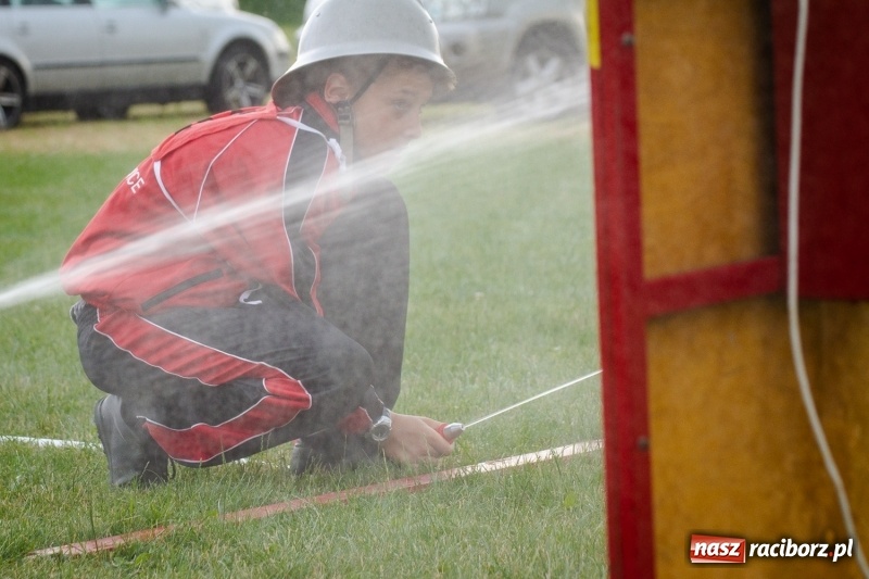 Zdjęcie w galerii na portalu naszraciborz.pl: Krzanowice zgarnęły wszystko. Gminne zawody sportowo-pożarnicze w Bojanowie wiadomości z regionu