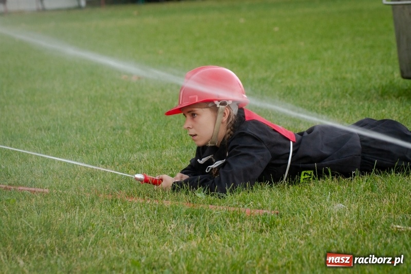 Zdjęcie w galerii na portalu naszraciborz.pl: Krzanowice zgarnęły wszystko. Gminne zawody sportowo-pożarnicze w Bojanowie wiadomości z regionu