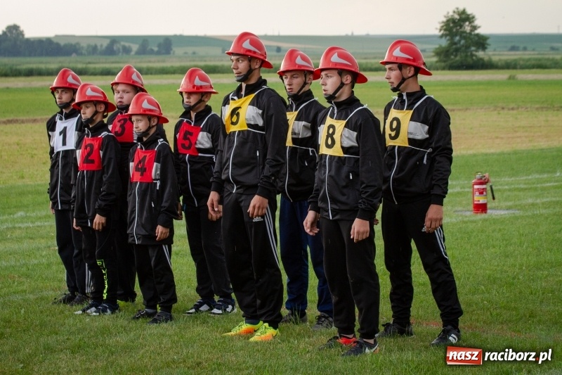 Zdjęcie w galerii na portalu naszraciborz.pl: Krzanowice zgarnęły wszystko. Gminne zawody sportowo-pożarnicze w Bojanowie wiadomości z regionu