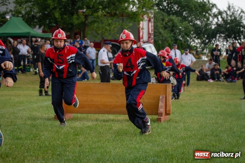 Zdjęcie w galerii na portalu naszraciborz.pl: Krzanowice zgarnęły wszystko. Gminne zawody sportowo-pożarnicze w Bojanowie wiadomości z regionu