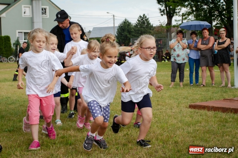 Zdjęcie w galerii na portalu naszraciborz.pl: Krzanowice zgarnęły wszystko. Gminne zawody sportowo-pożarnicze w Bojanowie wiadomości z regionu