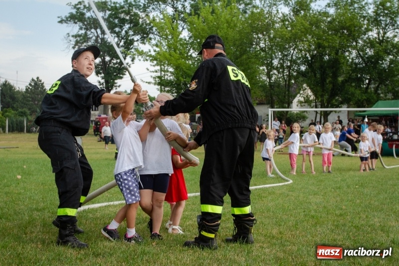 Zdjęcie w galerii na portalu naszraciborz.pl: Krzanowice zgarnęły wszystko. Gminne zawody sportowo-pożarnicze w Bojanowie wiadomości z regionu