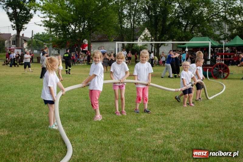 Zdjęcie w galerii na portalu naszraciborz.pl: Krzanowice zgarnęły wszystko. Gminne zawody sportowo-pożarnicze w Bojanowie wiadomości z regionu