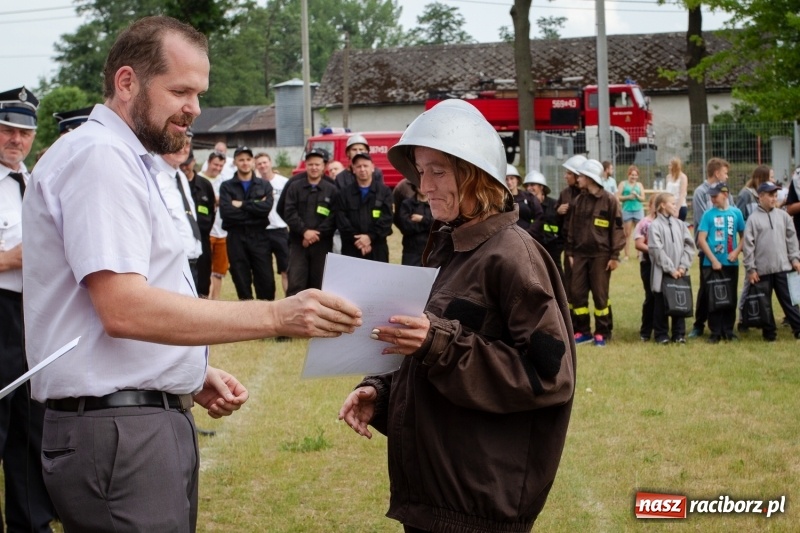 Zdjęcie w galerii na portalu naszraciborz.pl: Krzanowice zgarnęły wszystko. Gminne zawody sportowo-pożarnicze w Bojanowie wiadomości z regionu