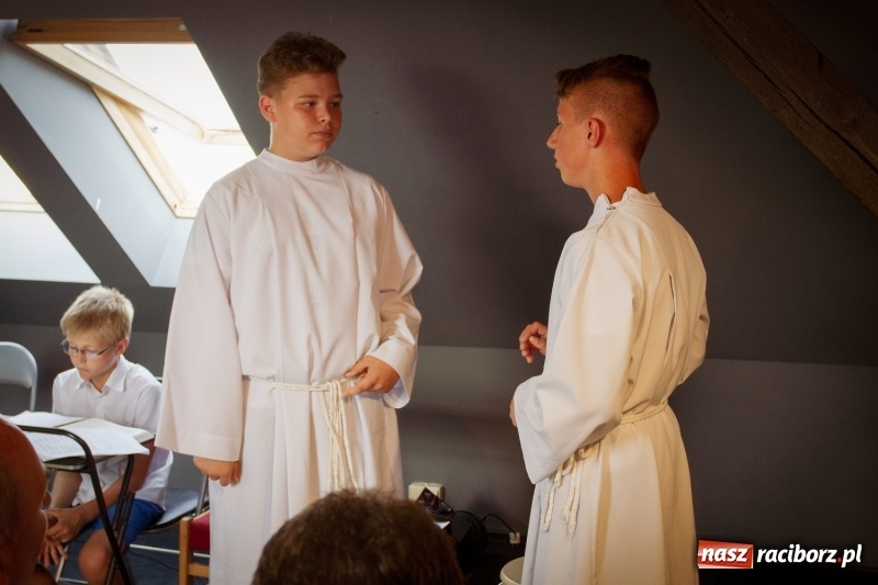 Zdjęcie w galerii na portalu naszraciborz.pl: Beztalencie i Hipnoza - dwie komediowe premiery w Pietraszynie  wiadomości z regionu