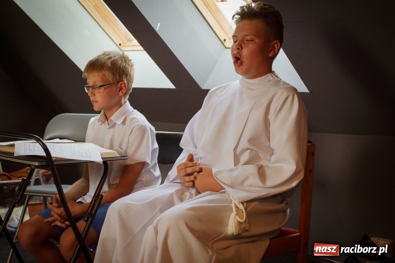 Zdjęcie w galerii na portalu naszraciborz.pl: Beztalencie i Hipnoza - dwie komediowe premiery w Pietraszynie  wiadomości z regionu