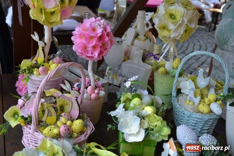 Zdjęcie w galerii na portalu naszraciborz.pl: I edycja Święta Powiatu Raciborskiego na Zamku Piastowskim za nami wiadomości z regionu