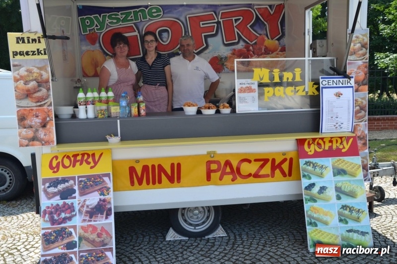 Zdjęcie w galerii na portalu naszraciborz.pl: I edycja Święta Powiatu Raciborskiego na Zamku Piastowskim za nami wiadomości z regionu