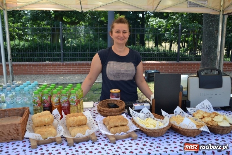 Zdjęcie w galerii na portalu naszraciborz.pl: I edycja Święta Powiatu Raciborskiego na Zamku Piastowskim za nami wiadomości z regionu