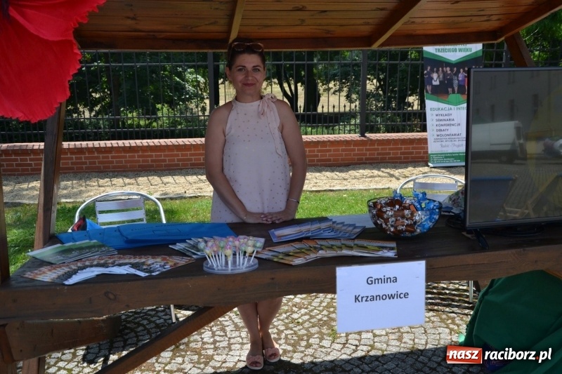 Zdjęcie w galerii na portalu naszraciborz.pl: I edycja Święta Powiatu Raciborskiego na Zamku Piastowskim za nami wiadomości z regionu