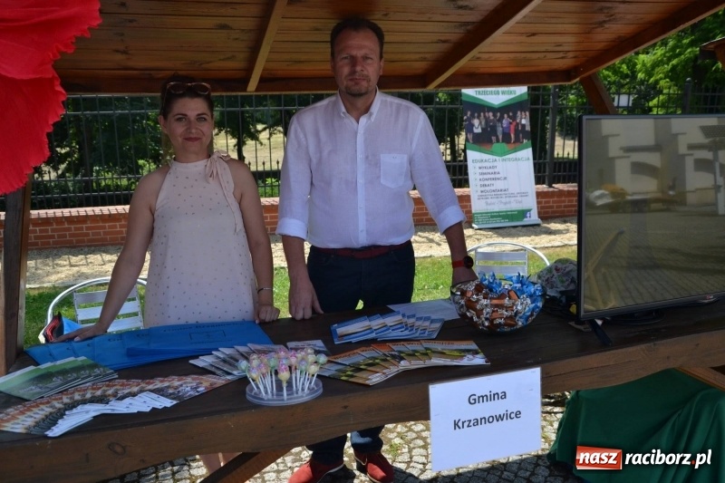 Zdjęcie w galerii na portalu naszraciborz.pl: I edycja Święta Powiatu Raciborskiego na Zamku Piastowskim za nami wiadomości z regionu