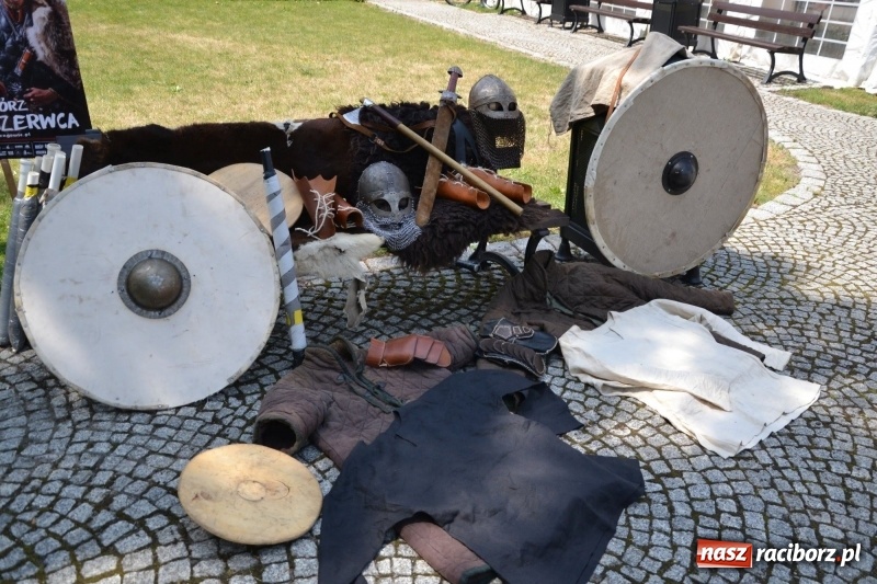 Zdjęcie w galerii na portalu naszraciborz.pl: I edycja Święta Powiatu Raciborskiego na Zamku Piastowskim za nami wiadomości z regionu