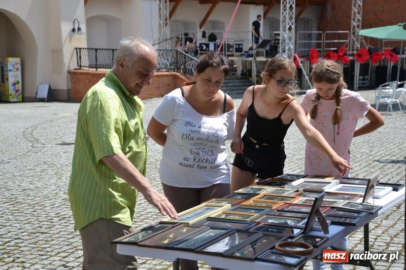 Zdjęcie w galerii na portalu naszraciborz.pl: I edycja Święta Powiatu Raciborskiego na Zamku Piastowskim za nami wiadomości z regionu