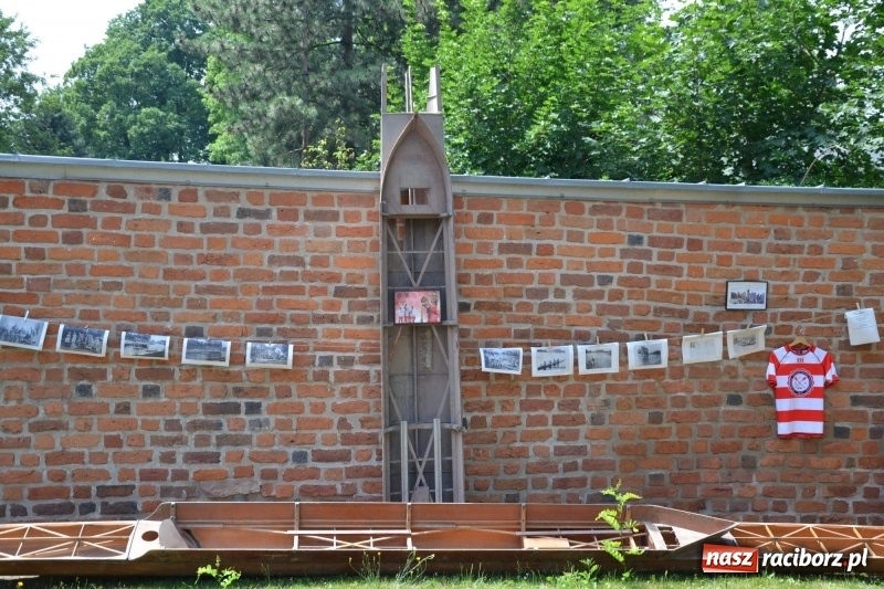 Zdjęcie w galerii na portalu naszraciborz.pl: I edycja Święta Powiatu Raciborskiego na Zamku Piastowskim za nami wiadomości z regionu