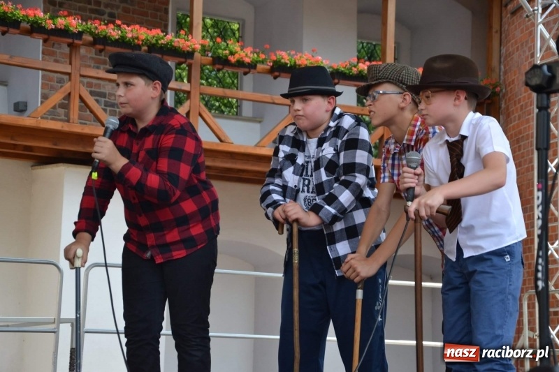 Zdjęcie w galerii na portalu naszraciborz.pl: I edycja Święta Powiatu Raciborskiego na Zamku Piastowskim za nami wiadomości z regionu