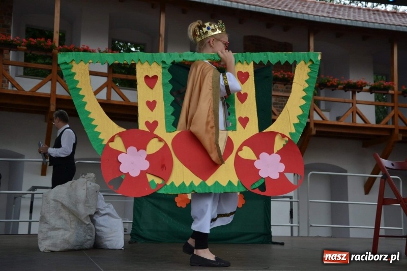 Zdjęcie w galerii na portalu naszraciborz.pl: I edycja Święta Powiatu Raciborskiego na Zamku Piastowskim za nami wiadomości z regionu