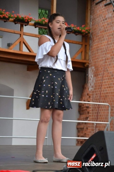 Zdjęcie w galerii na portalu naszraciborz.pl: I edycja Święta Powiatu Raciborskiego na Zamku Piastowskim za nami wiadomości z regionu