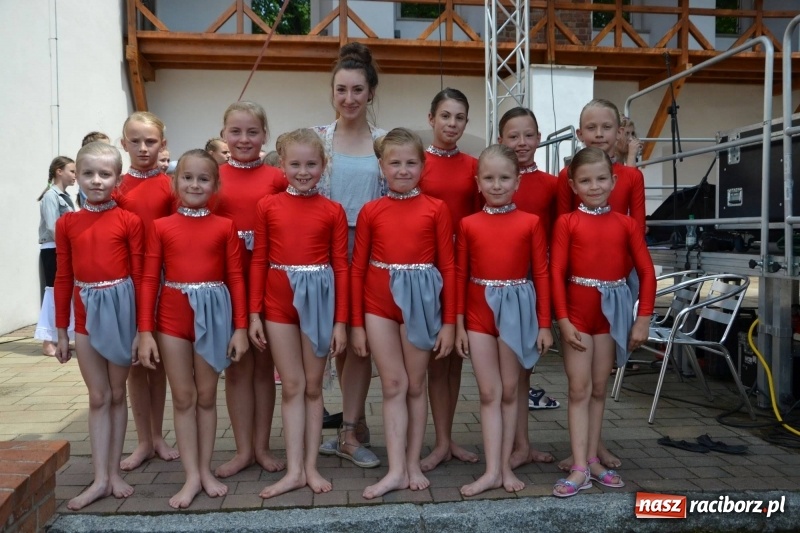 Zdjęcie w galerii na portalu naszraciborz.pl: I edycja Święta Powiatu Raciborskiego na Zamku Piastowskim za nami wiadomości z regionu