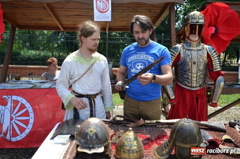 Zdjęcie w galerii na portalu naszraciborz.pl: I edycja Święta Powiatu Raciborskiego na Zamku Piastowskim za nami wiadomości z regionu