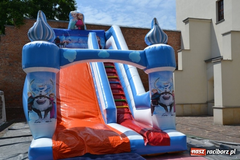 Zdjęcie w galerii na portalu naszraciborz.pl: I edycja Święta Powiatu Raciborskiego na Zamku Piastowskim za nami wiadomości z regionu