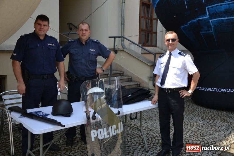 Zdjęcie w galerii na portalu naszraciborz.pl: I edycja Święta Powiatu Raciborskiego na Zamku Piastowskim za nami wiadomości z regionu