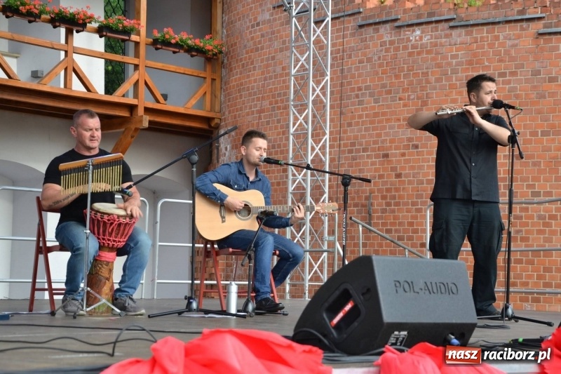 Zdjęcie w galerii na portalu naszraciborz.pl: I edycja Święta Powiatu Raciborskiego na Zamku Piastowskim za nami wiadomości z regionu
