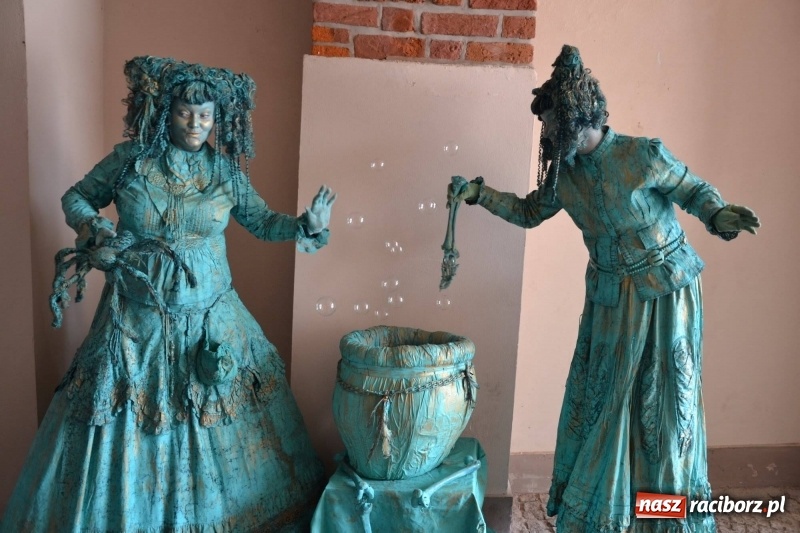 Zdjęcie w galerii na portalu naszraciborz.pl: I edycja Święta Powiatu Raciborskiego na Zamku Piastowskim za nami wiadomości z regionu