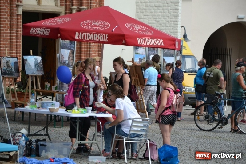 Zdjęcie w galerii na portalu naszraciborz.pl: I edycja Święta Powiatu Raciborskiego na Zamku Piastowskim za nami wiadomości z regionu