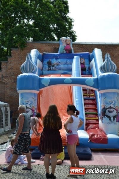 Zdjęcie w galerii na portalu naszraciborz.pl: I edycja Święta Powiatu Raciborskiego na Zamku Piastowskim za nami wiadomości z regionu