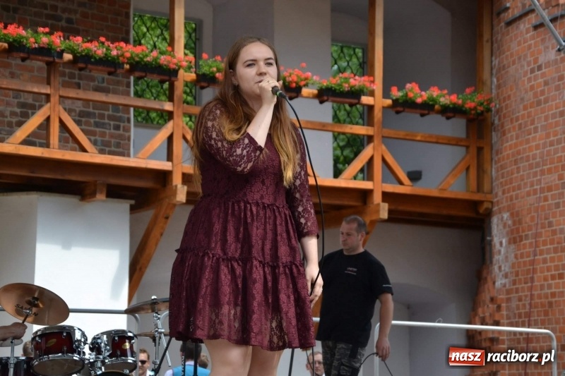 Zdjęcie w galerii na portalu naszraciborz.pl: I edycja Święta Powiatu Raciborskiego na Zamku Piastowskim za nami wiadomości z regionu