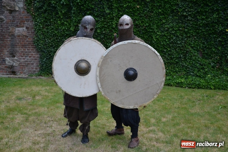 Zdjęcie w galerii na portalu naszraciborz.pl: I edycja Święta Powiatu Raciborskiego na Zamku Piastowskim za nami wiadomości z regionu