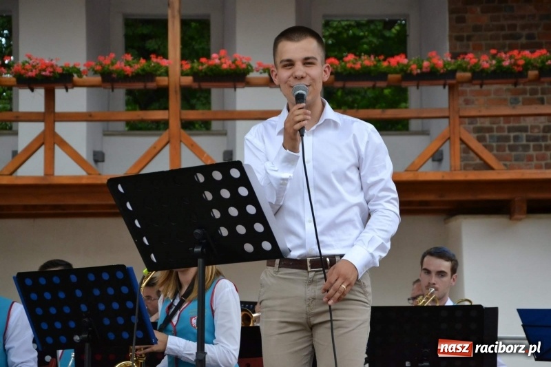 Zdjęcie w galerii na portalu naszraciborz.pl: I edycja Święta Powiatu Raciborskiego na Zamku Piastowskim za nami wiadomości z regionu