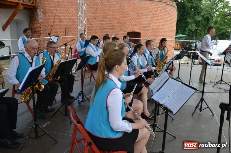 Zdjęcie w galerii na portalu naszraciborz.pl: I edycja Święta Powiatu Raciborskiego na Zamku Piastowskim za nami wiadomości z regionu