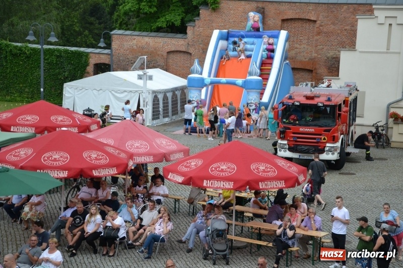 Zdjęcie w galerii na portalu naszraciborz.pl: I edycja Święta Powiatu Raciborskiego na Zamku Piastowskim za nami wiadomości z regionu