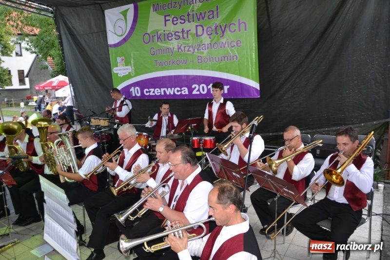 Zdjęcie w galerii na portalu naszraciborz.pl: VI Festiwal Orkiestr Dętych w Tworkowie wiadomości z regionu