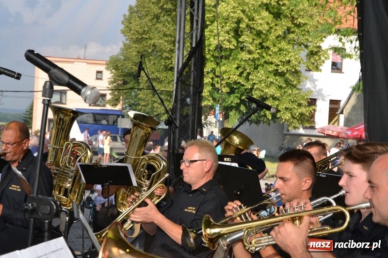 Zdjęcie w galerii na portalu naszraciborz.pl: VI Festiwal Orkiestr Dętych w Tworkowie wiadomości z regionu