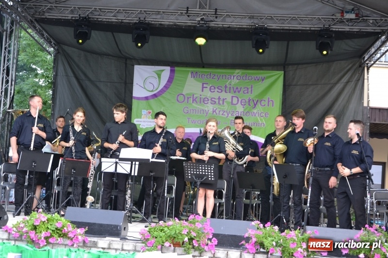 Zdjęcie w galerii na portalu naszraciborz.pl: VI Festiwal Orkiestr Dętych w Tworkowie wiadomości z regionu