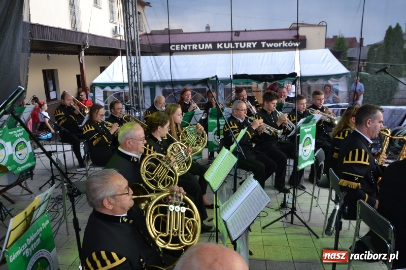 Zdjęcie w galerii na portalu naszraciborz.pl: VI Festiwal Orkiestr Dętych w Tworkowie wiadomości z regionu