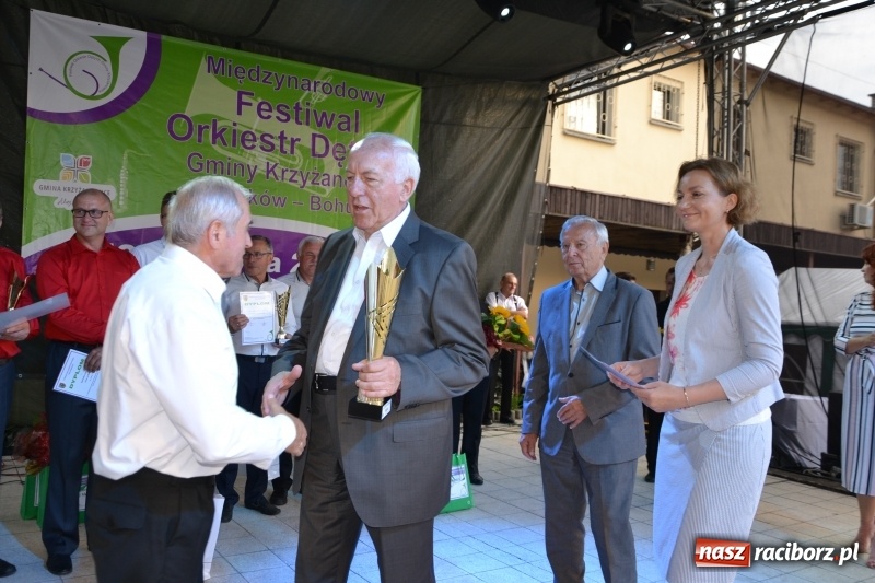 Zdjęcie w galerii na portalu naszraciborz.pl: VI Festiwal Orkiestr Dętych w Tworkowie wiadomości z regionu