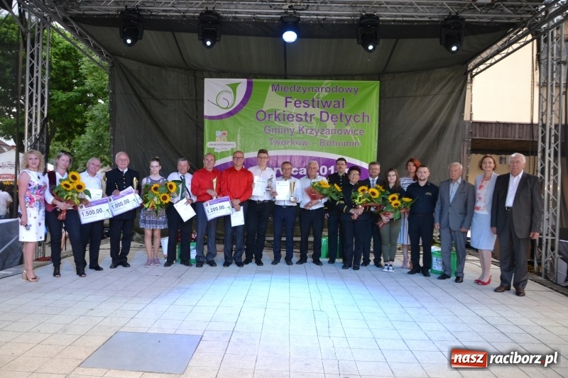 Zdjęcie w galerii na portalu naszraciborz.pl: VI Festiwal Orkiestr Dętych w Tworkowie wiadomości z regionu